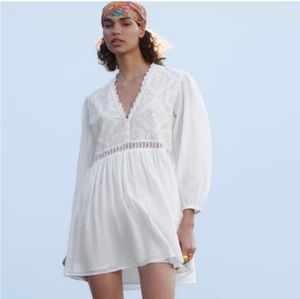 Zara short white embroidered dress size XL